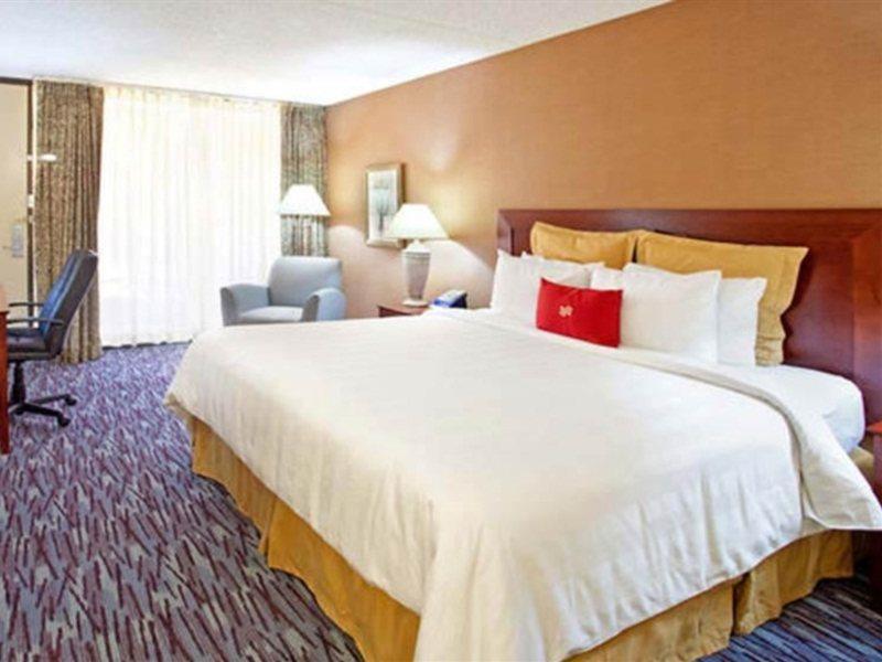 Four Points By Sheraton Phoenix North Exterior photo